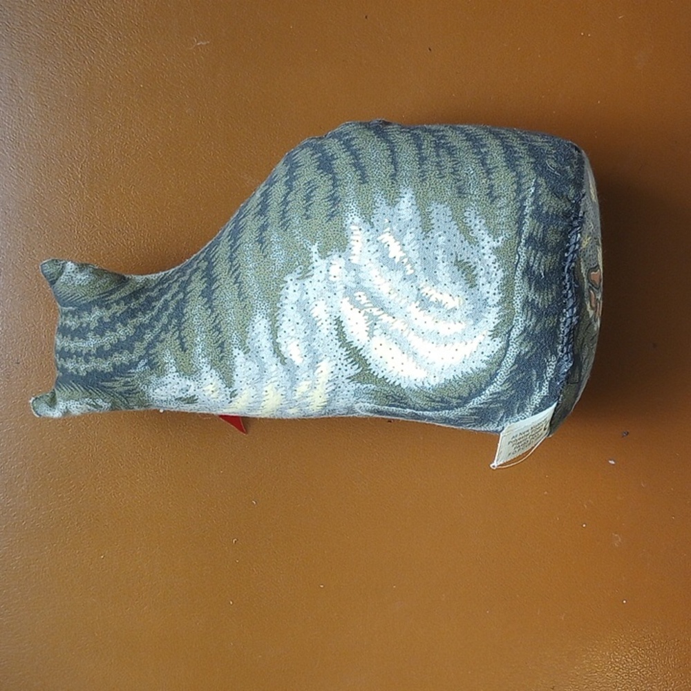 Small Cat Shaped Accent Pillow, Tiger Tabby Feline Kitten, Red Ribbon, Vintage - Picture 2 of 4